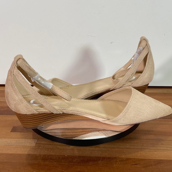 Journee Collection  Women's Arkie Sliver Wedge, nude 8 1/2M - Picture 4 of 12